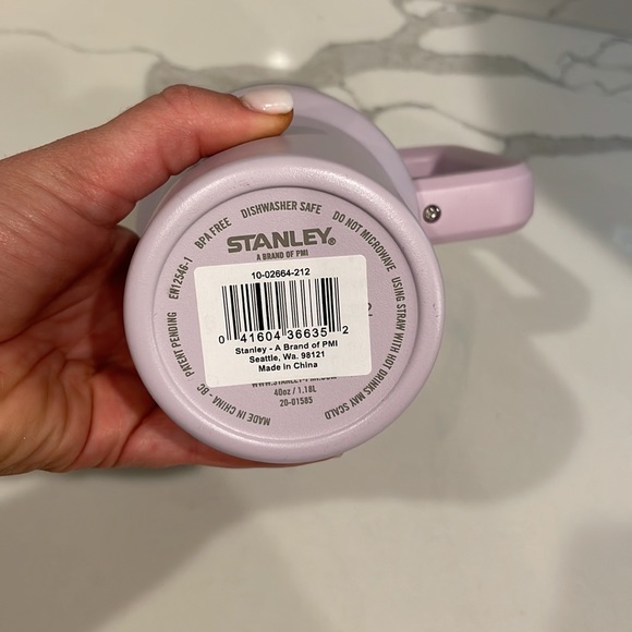 Stanley - OG ORCHID (purple) - 40oz Adventure Quencher Travel Tumbler - NWT! - Picture 3 of 7